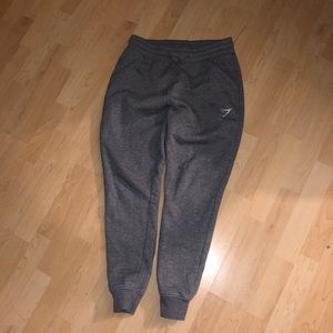 Gymshark crest joggers grey small